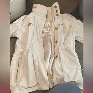 Women’s tan jacket